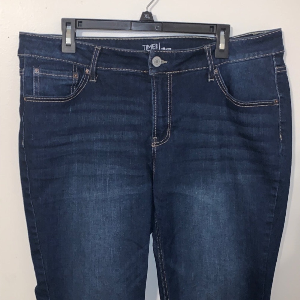 Boot cut Blue Jeans